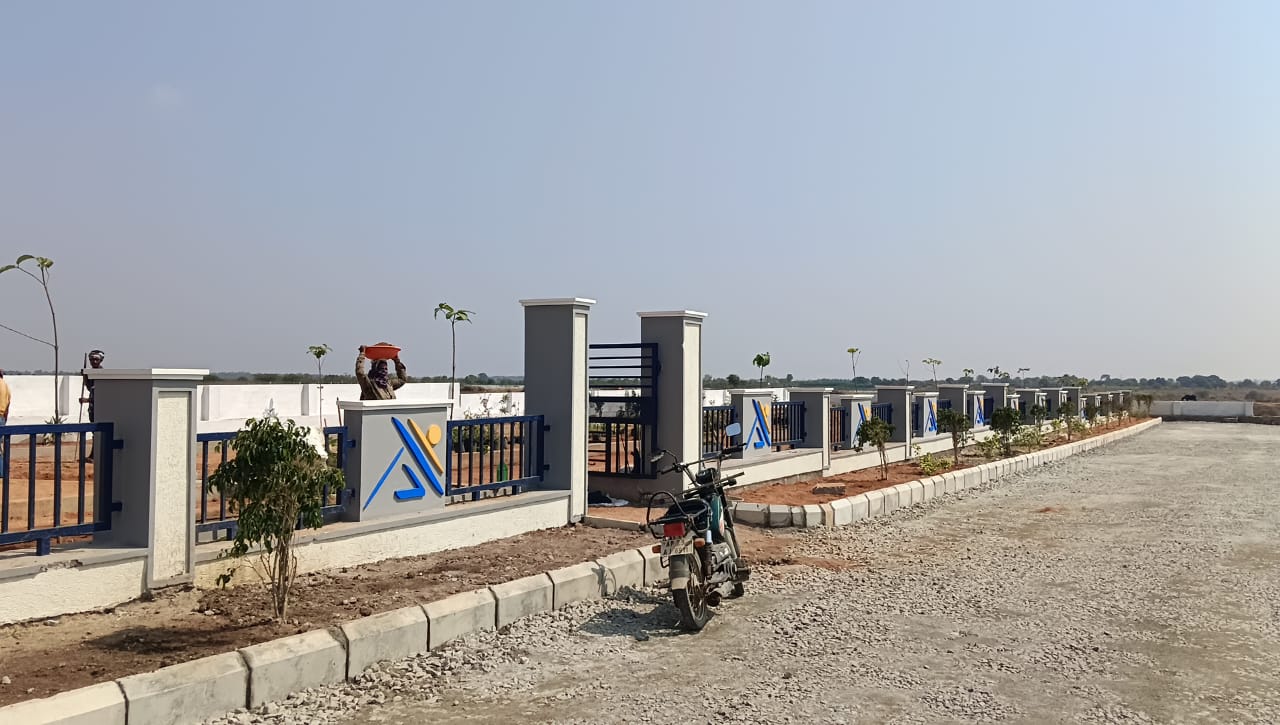 FARMLAND WITH CLUBHOUSE @ KOLANUPA, YADADRI..5,50,000/- only.