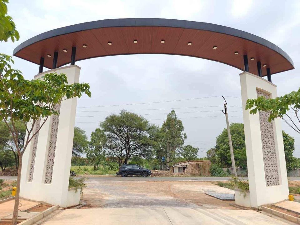 100FEET ROAD facing venture CBC COSMOPOLIS open plots for sale in Meerkhanpet srisailam highway